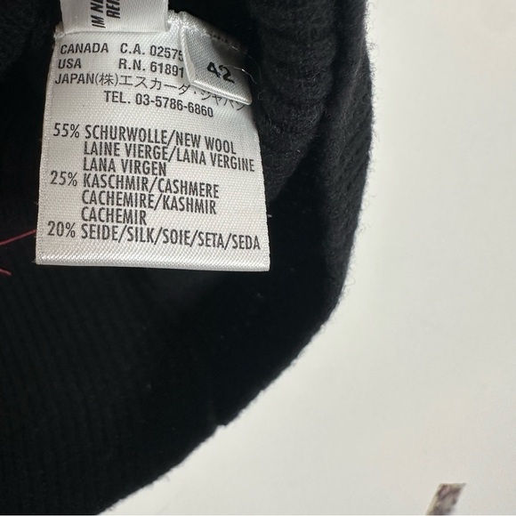 Escada black wool cashmere knit ribbed cap sleeve sweater top - Picture 2 of 4